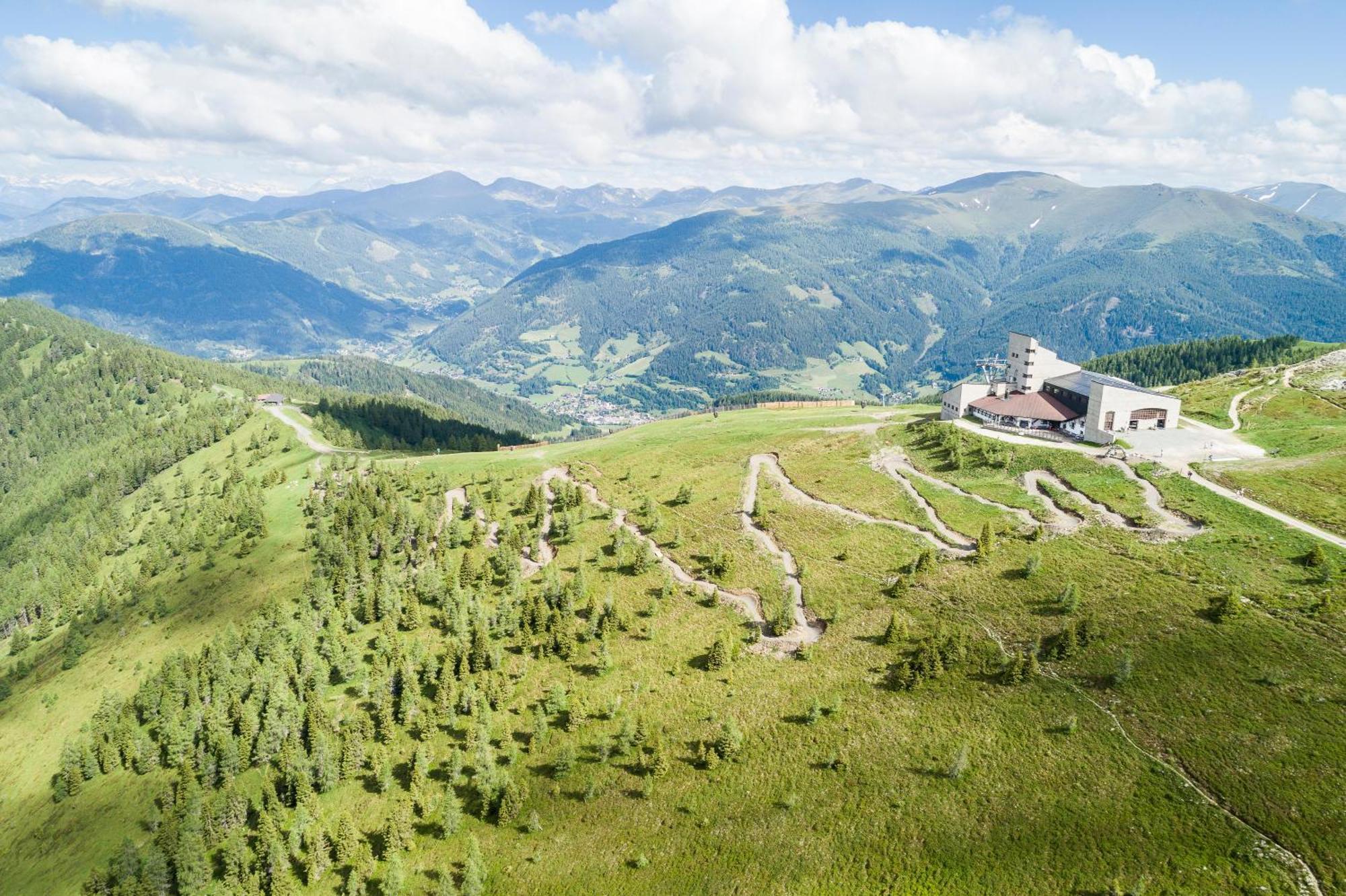 Cooee Alpin Hotel Bad Kleinkirchheim Exteriör bild